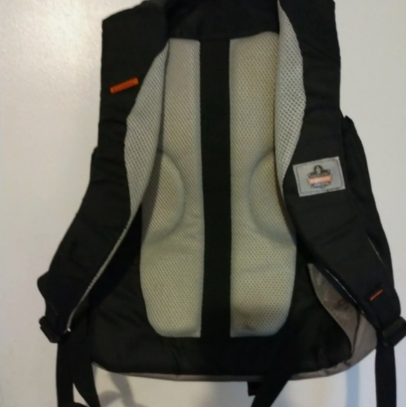 Ergodyne Tenacious Work Gear Arsenal Black Jobsite Tool Backpack w/Logo - Picture 2 of 10